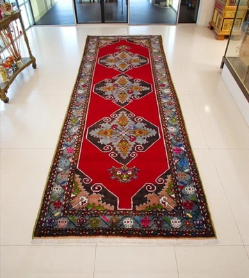 Alfombra de corredor turca años 60 3'9" x 11'3" | Pasillo anudado a mano | Decoración rara sin usar Foto 1 de 4