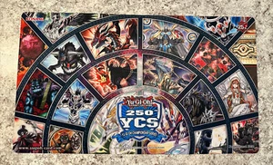250. YCS Spielmatte Yugioh Konami schneller Versand! Preiskarte Spielmatte 250. - Bild 1 von 1