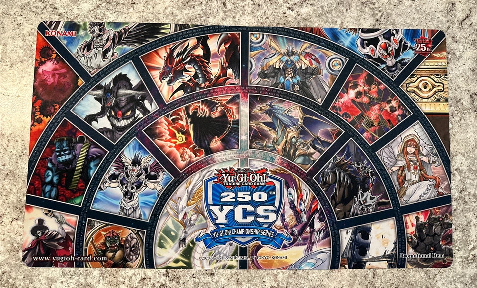 Alfombra de juego 250th YCS Yugioh Konami ¡Envío rápido! Alfombra de juego de cartas de premio 250th Foto 1 de 1