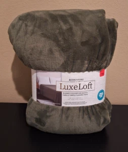 Manta Berkshire Life LuxeLoft verde oliva, doble (66 pulgadas x 92 pulgadas) - Imagen 1 de 3