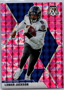 2020 Panini Mosaic #19 Lamar Jackson Prizm Camo Pink Baltimore Ravens - Bild 1 von 2