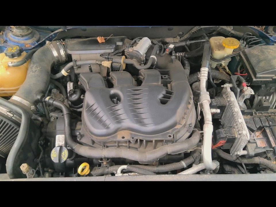 Engine Sedan 3.6L VIN G 8th Digit Fits 15-17 200 6853352 Foto 1 de 4