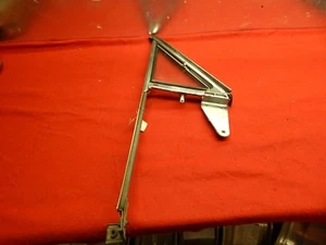 Conjunto de ventana de ventilación derecha Ford Mercury Galaxie Monterey 63 64 usado #C4AZ-6322204-A - Imagen 1 de 8