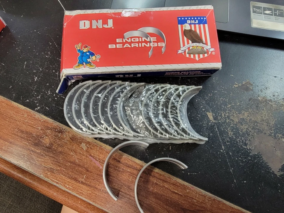 Juego de cojinetes principales DNJ MB967 Std para 93-97 Toyota Land Cruiser LX450 4,5 L DOHC Foto 1 de 2