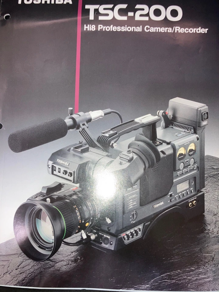 HOJA DE VENTA Toshiba TSC-200 Hi8 Profesional Cámara Grabadora Video Genuina Foto 1 de 1