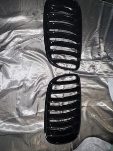 Gloss Black - BMW E70 E71 X5 X6 5-Series Front Grille Set Right + Left 08-14 - Picture 1 of 6