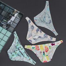 Men's Low Waist Print Briefs Sexy and Breathable Underpants in Ice Silk Fabric