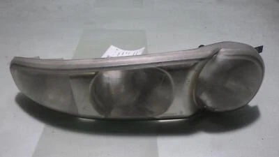 05 GMC YUKON XL 1500 Lámpara Delantera Derecha  Foto 1 de 4