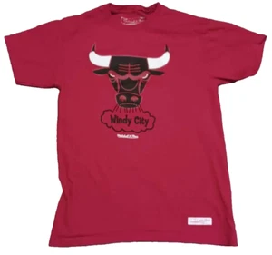 Mitchell & Ness Chicago Bulls NBA Basketball T-Shirt Red Medium Short Sleeve - Picture 1 of 6