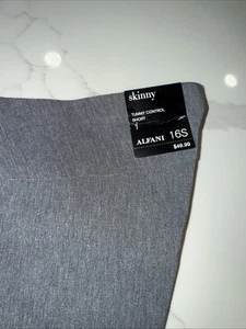Alfani Damen Hose grau Bauchkontrolle 16 kurz Pull On grau NEU - Bild 1 von 4