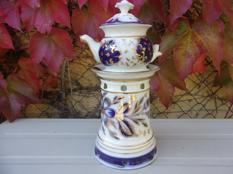 PORCELAINE DE VALENTINE TISANIERE ANCIENNE  A RESTAURER - Photo 1/4