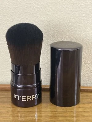 Cepillo Kabuki retráctil BY TERRY Tool Expert tamaño de viaje 3,25" de alto nuevo sin caja Foto 1 de 3