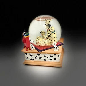 Disney 101 Dalmations Globo di Neve Music Box Suona Crudelia De Ville - Foto 1 di 15