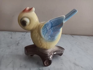 Royal Copley Ceramic Scissor & Ribbon Holding Bird Wall Pocket - Picture 1 of 6