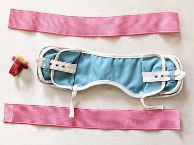 American Girl Nicki's Collection Jackson's Tack Box Western Riding Cowgirl 2007 Foto 1 de 4