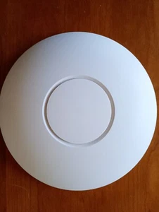 Ubiquiti UniFi UAP-AC-PRO Dual Band 3x3 mimo Wireless Access Point - Photo 1/7