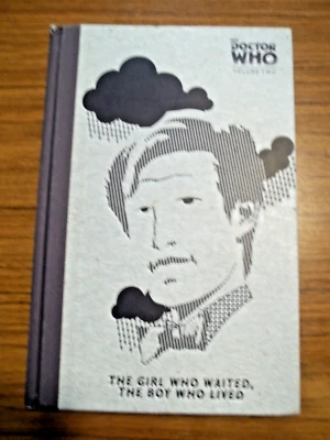 Dr Doctor Who The Girl Who Waited, The Boy Who Lived IDW novela gráfica Foto 1 de 3
