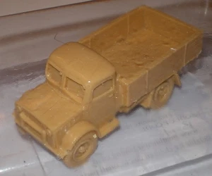Frontline 20mm (1/72) British Bedford 15cwt Truck (Civilian Pattern) - Picture 1 of 1