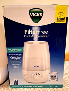 Vicks 1 Gallon Filter Free Cool Mist Ultrasonic Humidifier w VapoPad VUL545 NEW - Picture 1 of 10