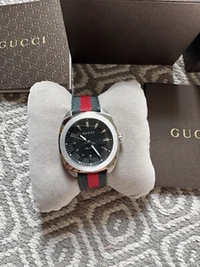 Gucci Swiss Quartz Stainless Steel and Nylon Dress Green Men's Watch(Model: Y... - Picture 1 of 5