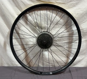Weinmann U28 8-Speed 32-Spoke Disc Brake Black Aluminum 27.5" QR Rear Wheel - Picture 1 of 7