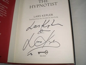 LARS KEPLER - The Hypnotist DUAL SIGNED 1/1 Hb - 2011 - D I JOONA LINNA book 1 - Picture 1 of 2