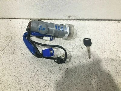 2009-2010 subaru forester ignition switch w/key auto trans / 2008-2009 impreza  - Image 1 of 2