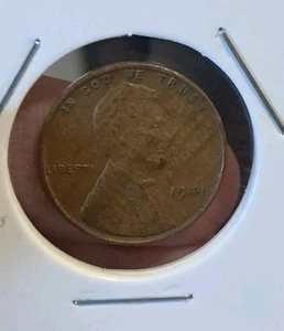 RARE 1941 ERROR WHEAT PENNY STRUCK THROUGH CLOTH NO MINT - Picture 1 of 14