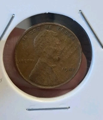 RARE 1941 ERROR WHEAT PENNY STRUCK THROUGH CLOTH NO MINT - Image 1 of 4