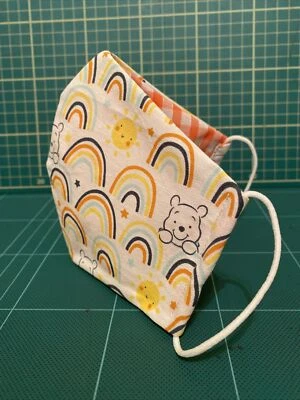 Máscara facial Winnie The Pooh adulto blanco naranja tela arco iris hecha a mano lavable 27 Foto 1 de 4