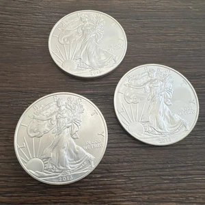 Lot of 3 - 2013 $1 American Silver Eagles - 1 Oz - 99.9% - Lot ASE1004 - Picture 1 of 23