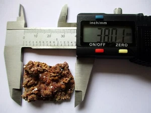 Stunning sparkly Red Vanadite Crystal Formation 38mm - Foto 1 di 4