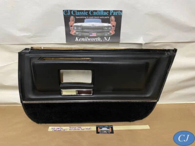 75 Cadillac Fleetwood 4 puertas lado derecho del pasajero trasero puerta inferior panel moldura negro Foto 1 de 4