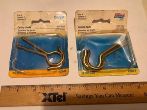 MADE USA - NEW / OLD STOCK SOLID BRASS NATIONAL MFG #6 2 / 2 PACK CEILING HOOKS - Afbeelding 1 van 5
