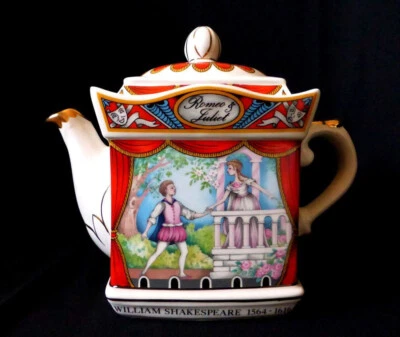 William Shakespeare ROMEO&JULIET By Sadler Ceramic Teapot Style:4445- Retired - Image 1 of 4