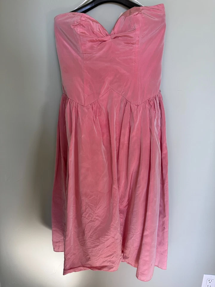 Vestido de graduación vintage ILGWU rosa midi largo circa años 70-80 Foto 1 de 4