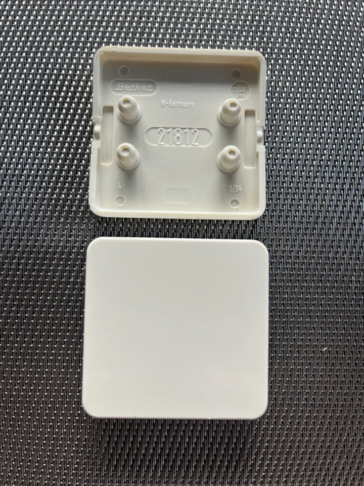 Berker Modul 2 Wippe cremeweiss 21812 Topzustand - Bild 1 von 1