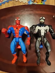 12-13 Inch Venom & Spiderman Big Time Action Hero Toybiz 1996 Punching Kicking - Picture 1 of 10