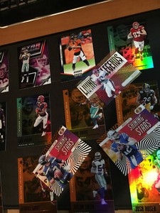 2019 Panini Football Illusions Emerald, Orange Parallel Inserts, Rising Stars RC