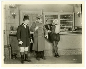 JEAN HARLOW, LAUREL & HARDY original sexy movie photo DOUBLE WHOOPEE - Picture 1 of 1
