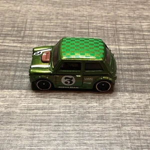 Hot Wheels 2025 Mystery Models ∞ Serie 1 #3 Chase ∞ Morris Mini Cooper - Bild 1 von 7