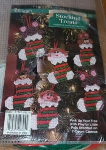 Needlecraft Shop Christmas Trimmings Stocking Treats Plastic Canvas Kit - Picture 1 of 5