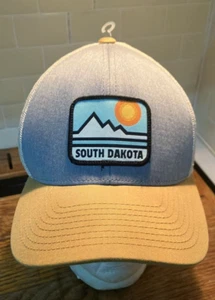 Gorra a presión de malla modelo profesional Dakota del Sur Pacific 104C - Imagen 1 de 6