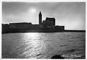 A744) TRANI IL DUOMO VISTO DAL MARE. VIAGGIATA. - Imagen 1 de 2