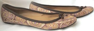 J. CREW PURPLE BROWN PAISLEY SILK UPPER BALLET FLATS CLASSIC BOW TOE DETAIL SZ 8 - Picture 1 of 2
