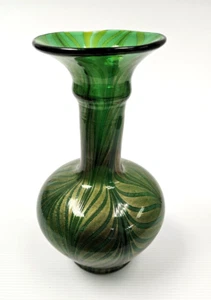 Murano Vetro Artistico Veneziano Fenicio Green and Gold Adventurine Vase 9" Tall - Picture 1 of 10