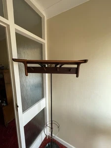VINTAGE MID CENTURY MODERN TEAK AND BEECH WALL HUNG COAT RACK LOVELY LOOKING - Picture 1 of 8