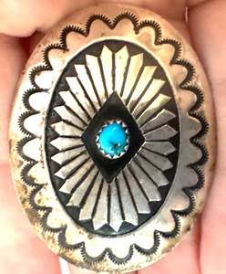 De colección NAVAJO PLATA ESTERLINA sello ovalado TURQUESA CONCHO BOLO CORBATA COLGANTE ¡ver todo! - Imagen 1 de 7