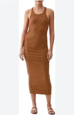 Vestido midi Michael Stars acanalado espalda corredor pequeño cúrcuma Foto 1 de 4