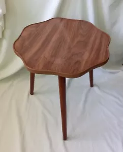 Vintage Mid Century wavy edge Coffee Side Table Plant Stand With Tapered Legs - Picture 1 of 6